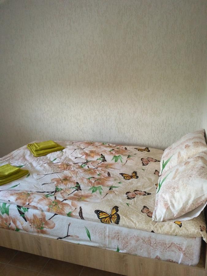 Motel Lutsk Ngoại thất bức ảnh