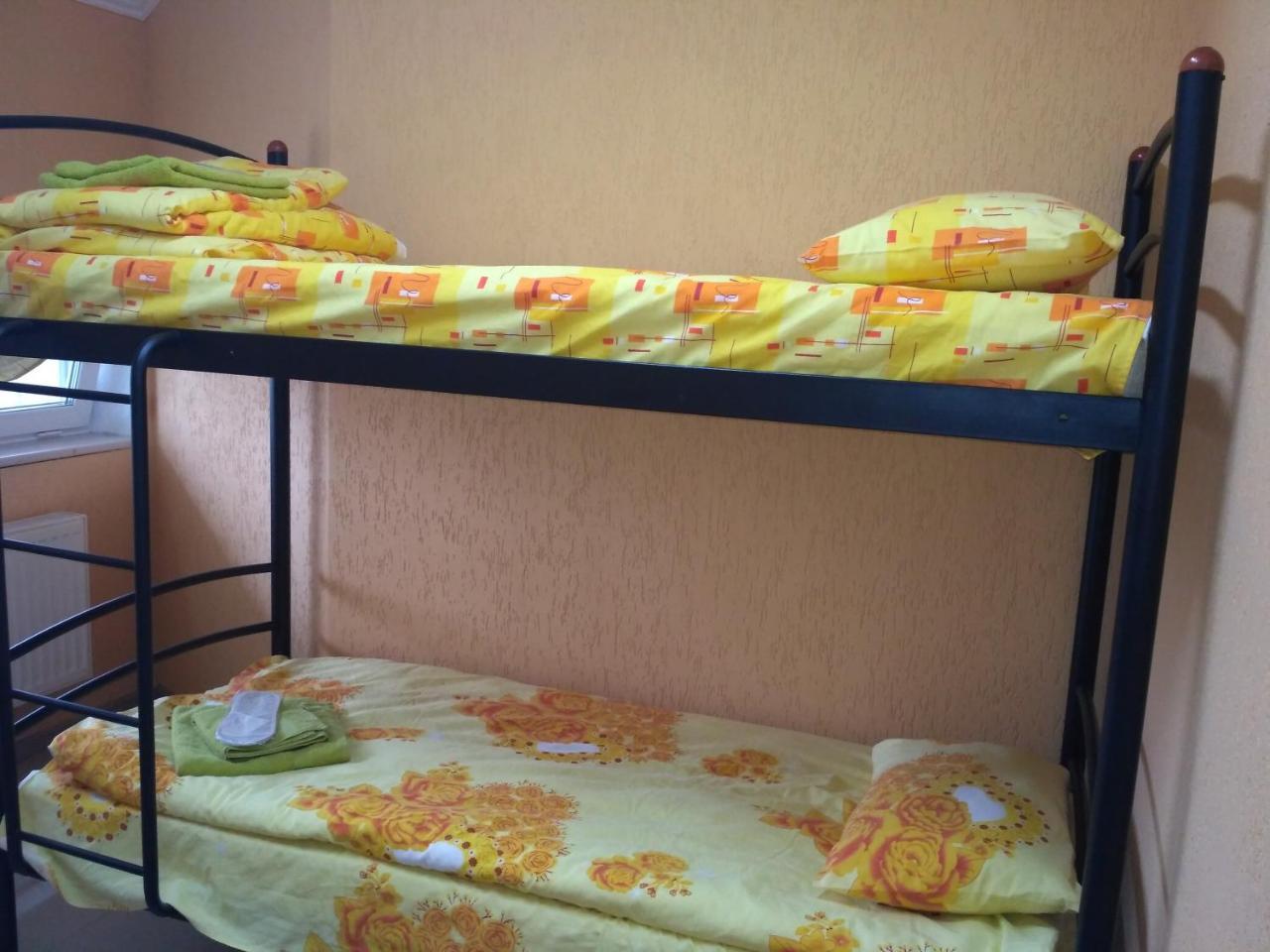 Motel Lutsk Ngoại thất bức ảnh